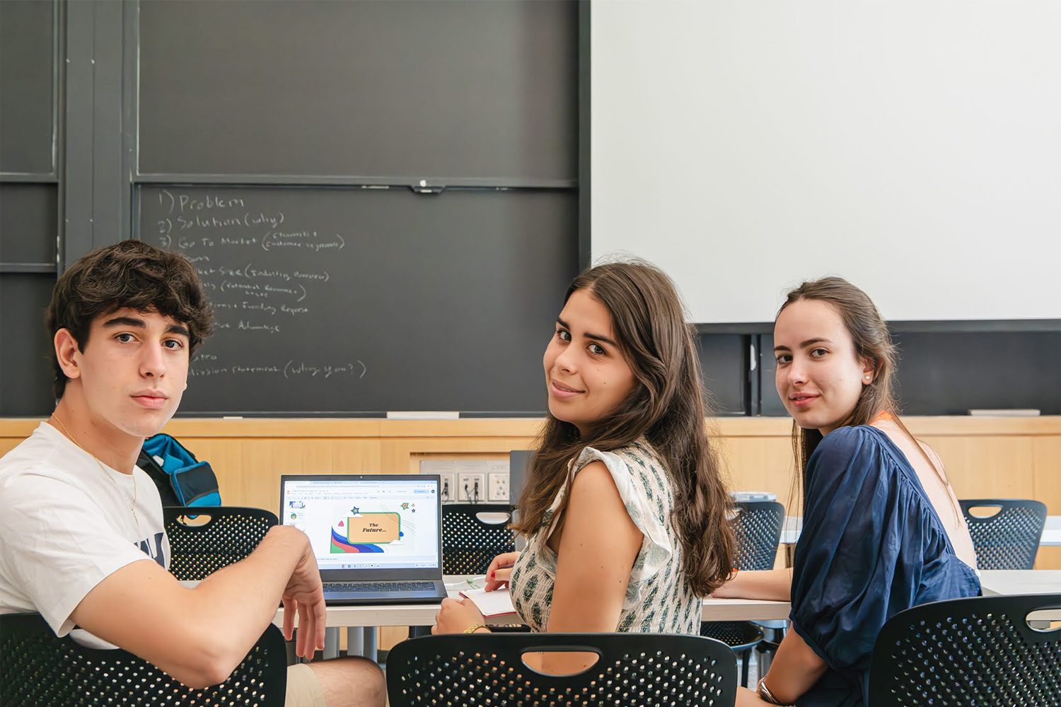 Engineering, Design and Global Innovation High School Course