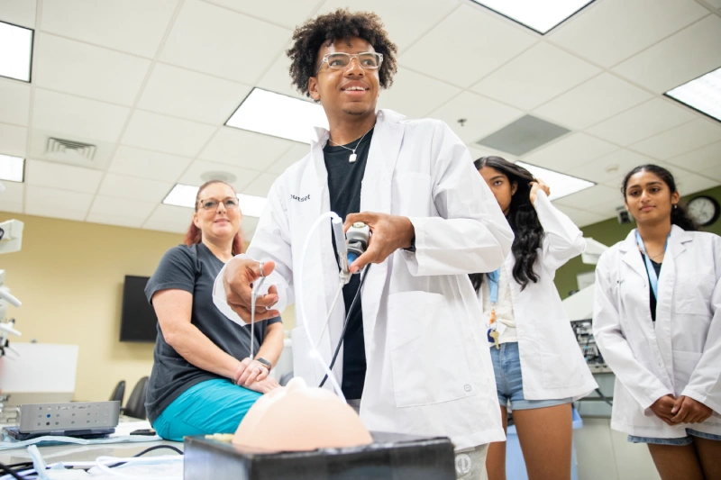 Emergency Medicine Summer Program