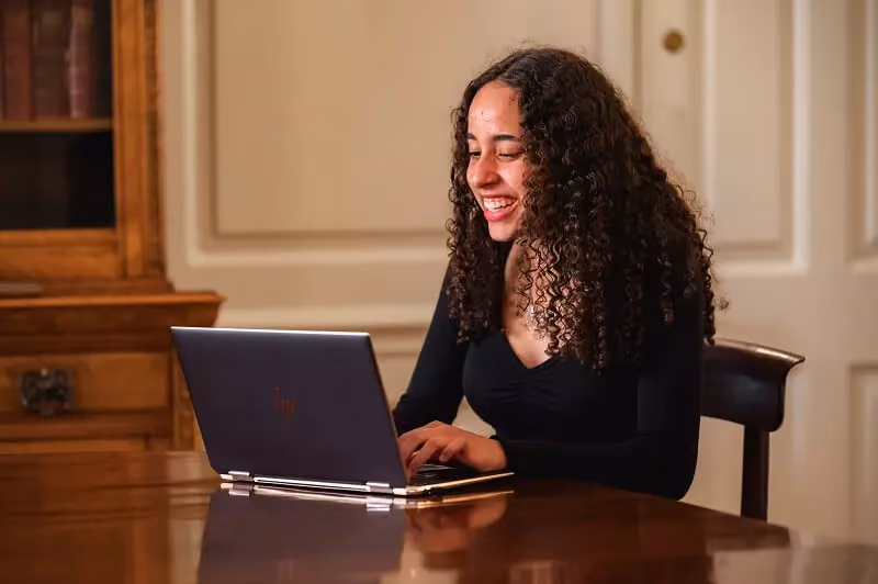 Economics Online Research Programme