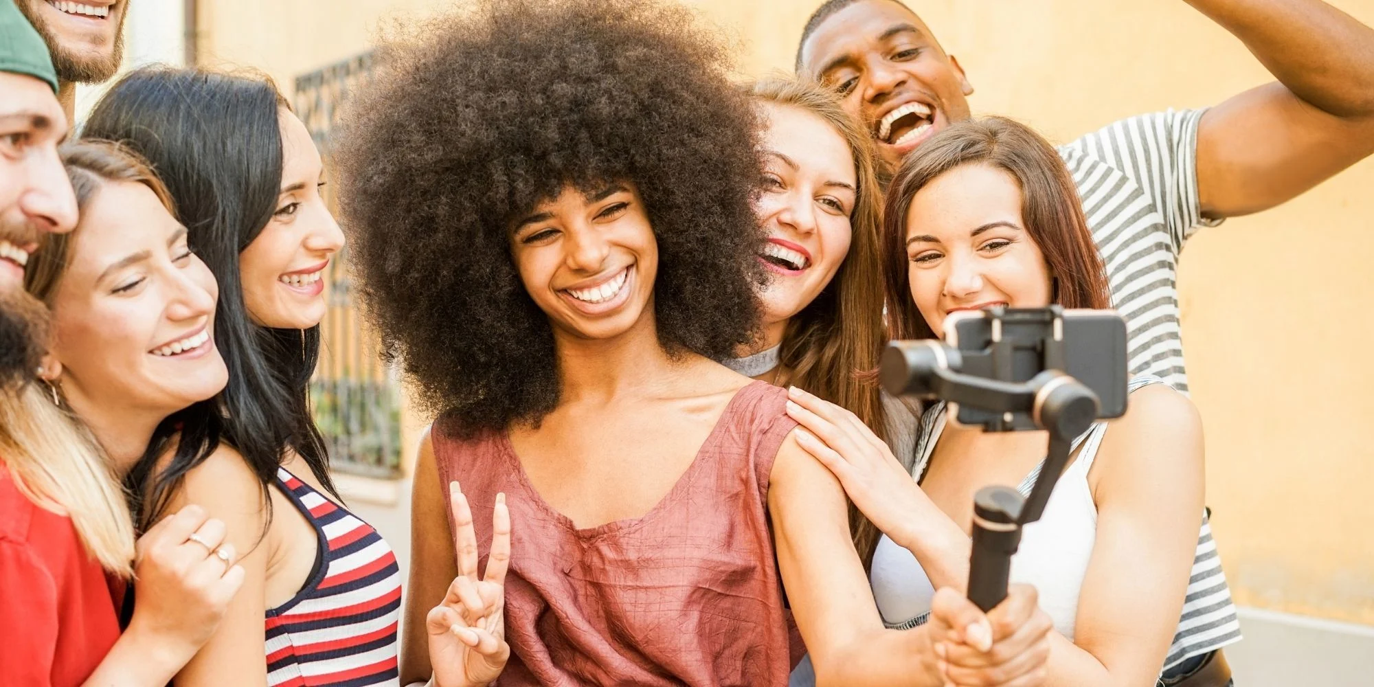 JUNIOR MARKETING CAMP (Toronto - Marketing - Homestay)