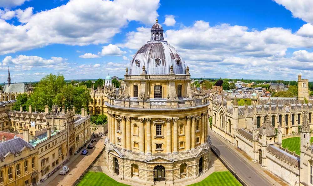 The Oxford Summer Seminars